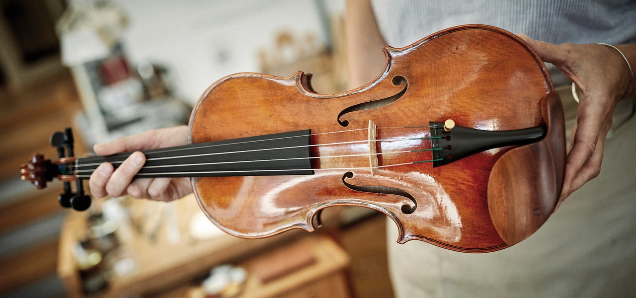 Geigenbau München: Streichinstrument aus der Meisterwerkstatt für Geigenbau